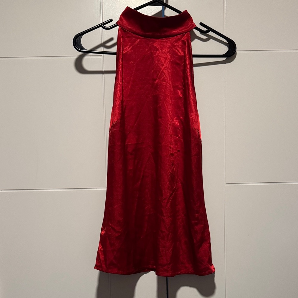 Le Château Red Halter Neck Top - US S